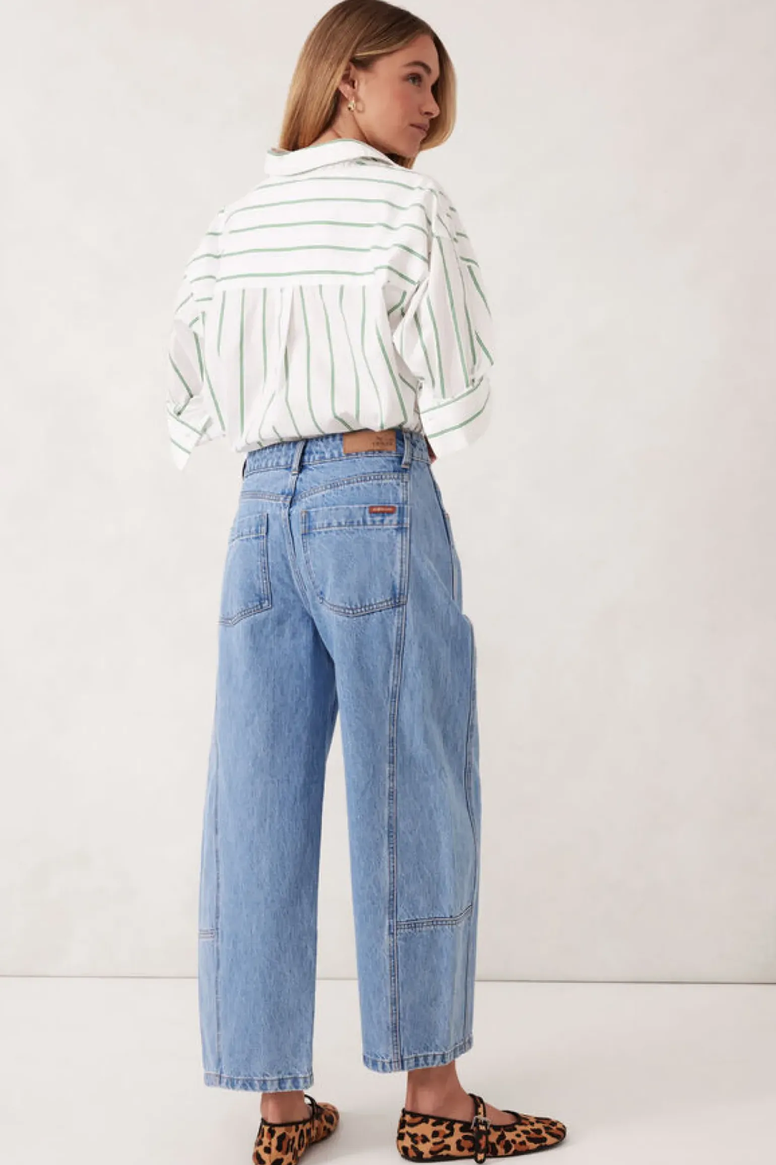 Ceres Life Darted Barrel Jean - Vintage Blue