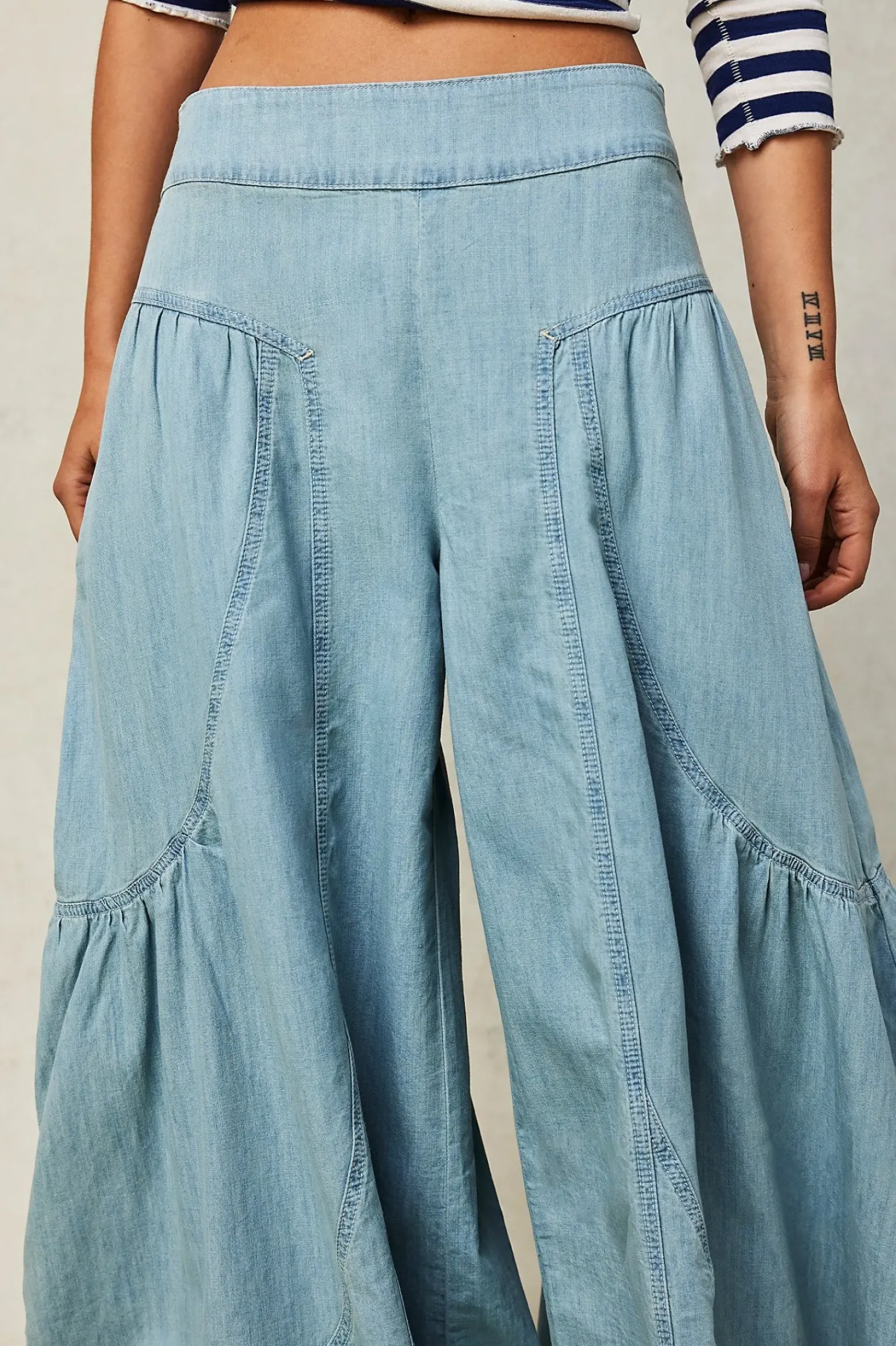 Free People Dawn on Me Wide Leg Jeans - Moonlit