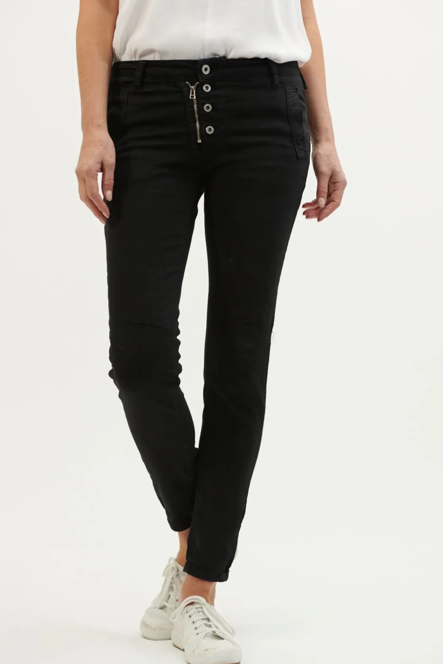 Italian Star Button Jean - Black