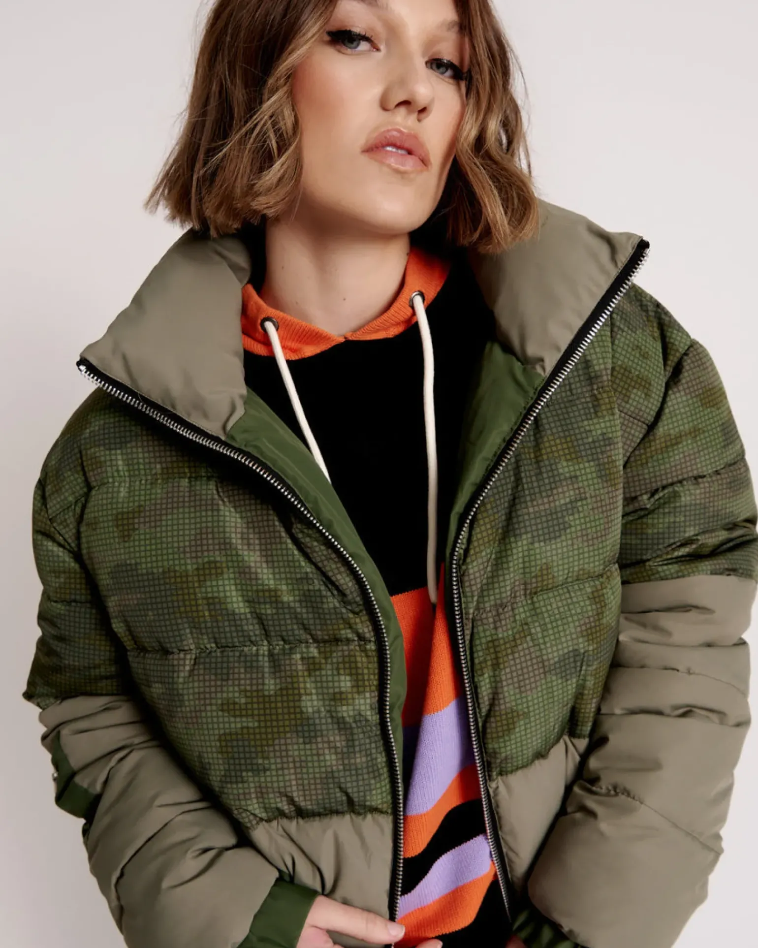 One Teaspoon Dirtee Love Camo Puffa Jacket - Khaki