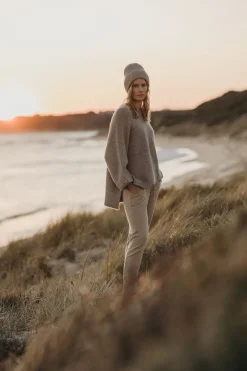 Talamaya Embrace Pullover - Vintage Khaki