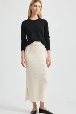 Toorallie Fine Merino Crew - Black